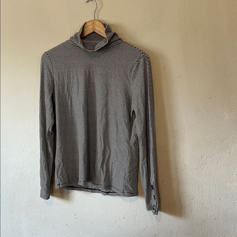 Tahari Turtle Neck Blouse